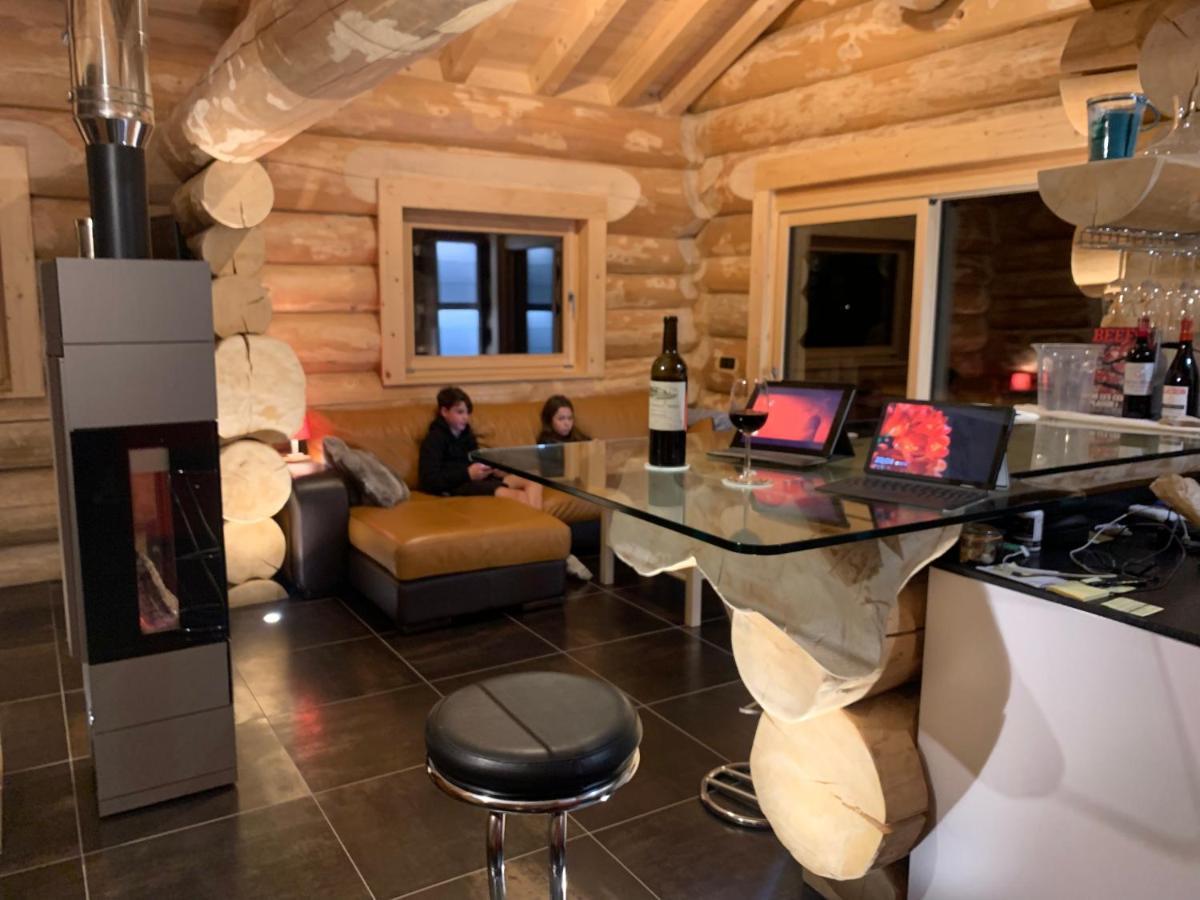 Chalet Anzac Chalet 5 Etoiles En Rondins Tout Neuf Unique Dans Les Aravis Les Villards-sur-Thônes Exteriér fotografie