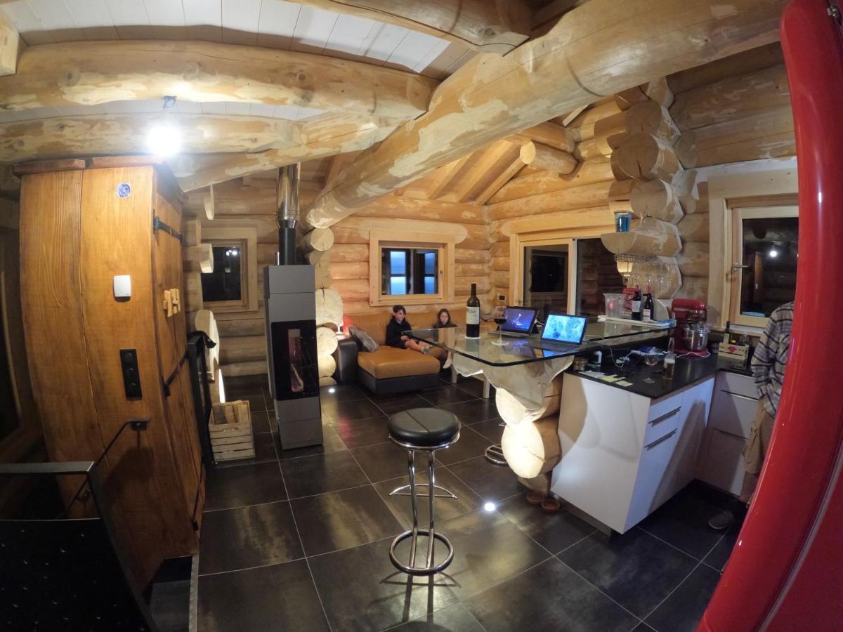Chalet Anzac Chalet 5 Etoiles En Rondins Tout Neuf Unique Dans Les Aravis Les Villards-sur-Thônes Exteriér fotografie